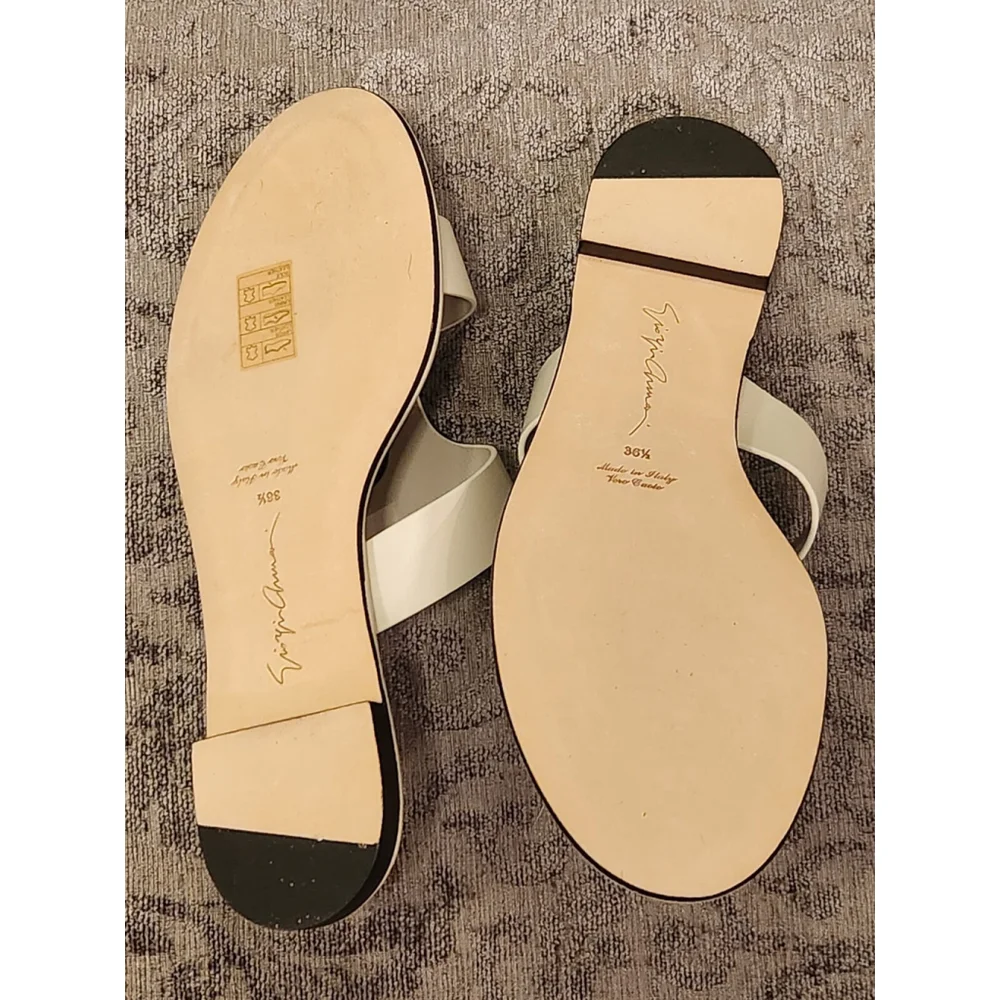 Giorgio Armani Flat Leather Sandals - New With Box - Picture 15 of 16